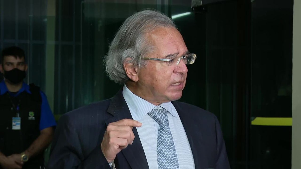 Guedes diz que 'furar' teto de gastos é caminho para o impeachment de Bolsonaro