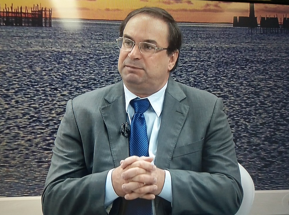 Luciano Barbosa, vice-governador de AL, volta a assumir a Secretaria da Educação | Alagoas | G1