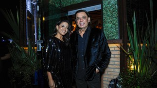 Frank Aguiar e a mulher, Caroline Aguiar — Foto: Eduardo Martins/AgNews