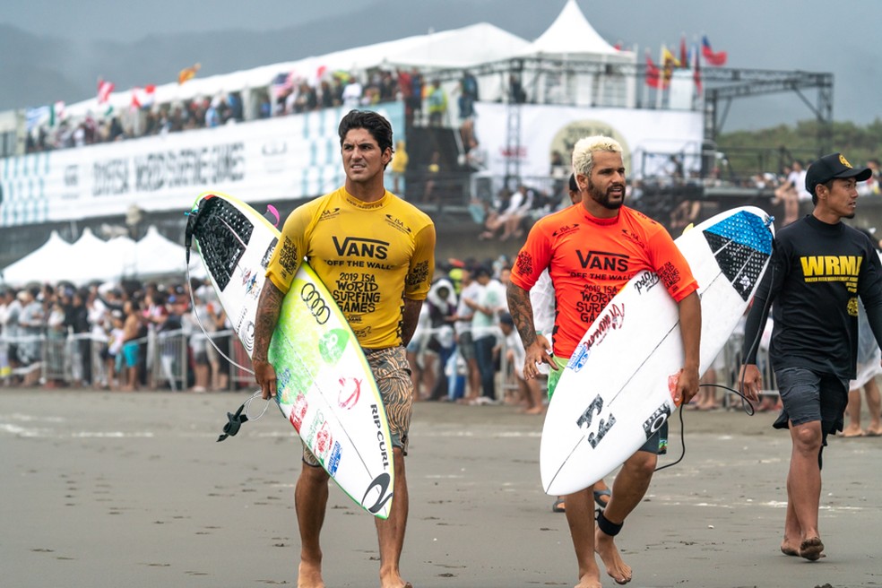 Gabriel Medina e Italo Ferreira serão os cabeças de chave em Tóquio  — Foto: Divulgação ISA