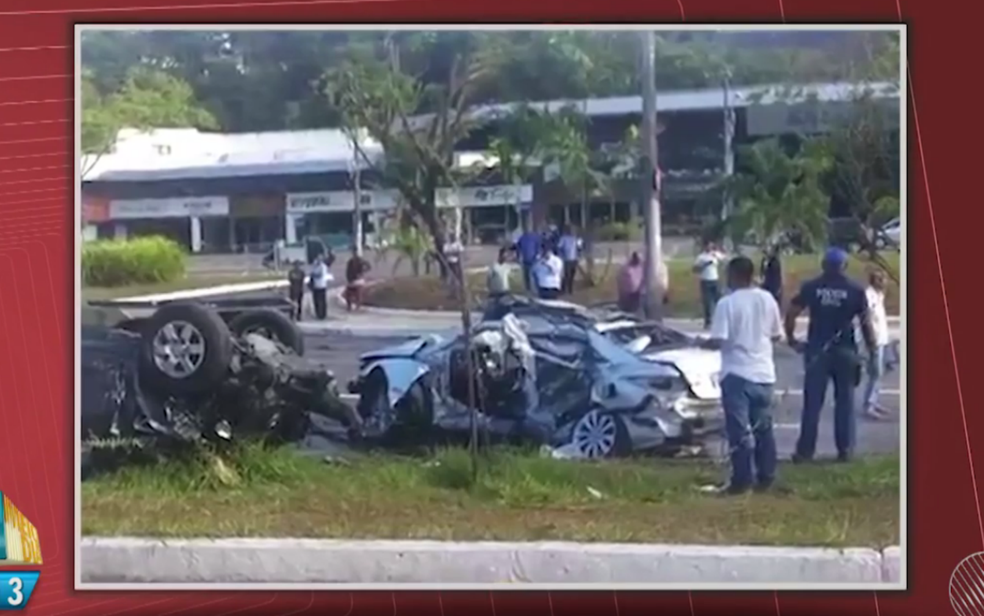 Batida deixou publicitário morto e médica ferida (Foto: Reprodução/TV Bahia)