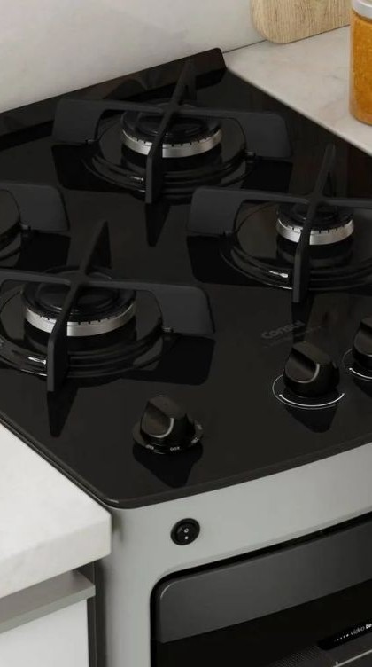 Fogão com mesa de vidro: veja como deixar brilhando