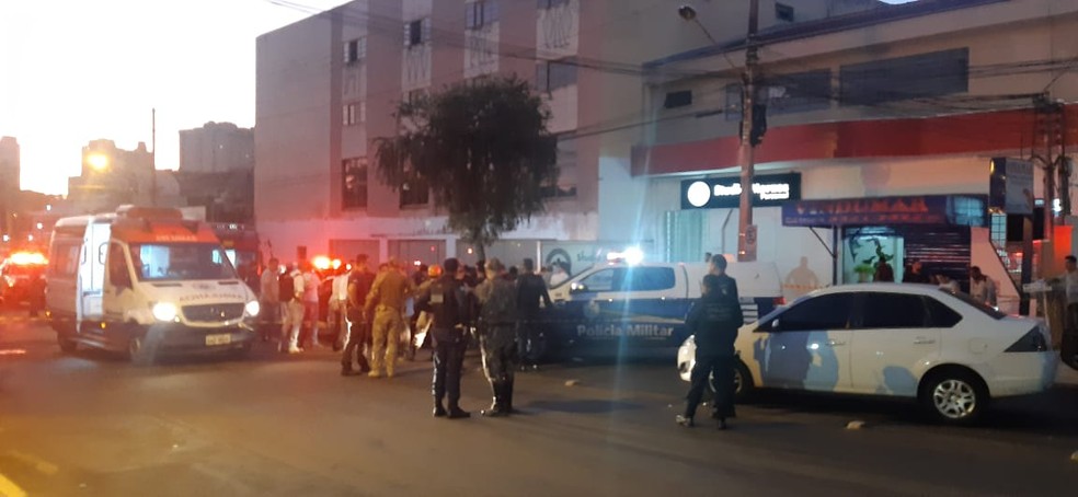 Policiais civis foram mortos após abordagem no Centro de Campo Grande (MS) — Foto: Emerson Arce/TV Morena