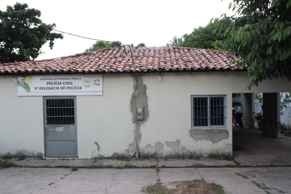 Vítima procurou o 3º Distrito Policial no bairro Vermelha, Zona Sul de Teresina — Foto: José Marcelo/G1