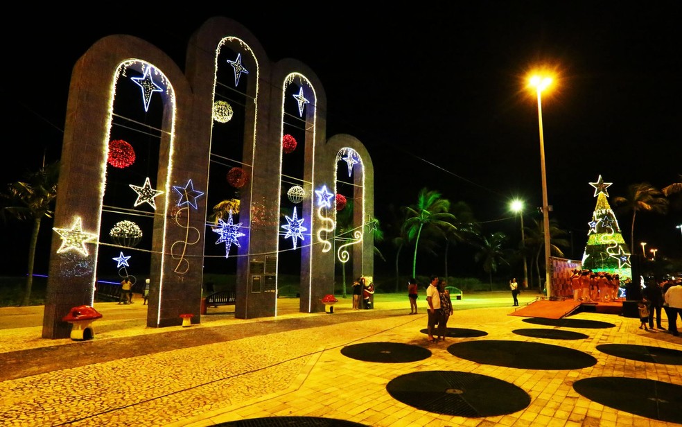 Arcos da Orla de Atalaia — Foto: Silvio Rocha/PMA/Divulgação