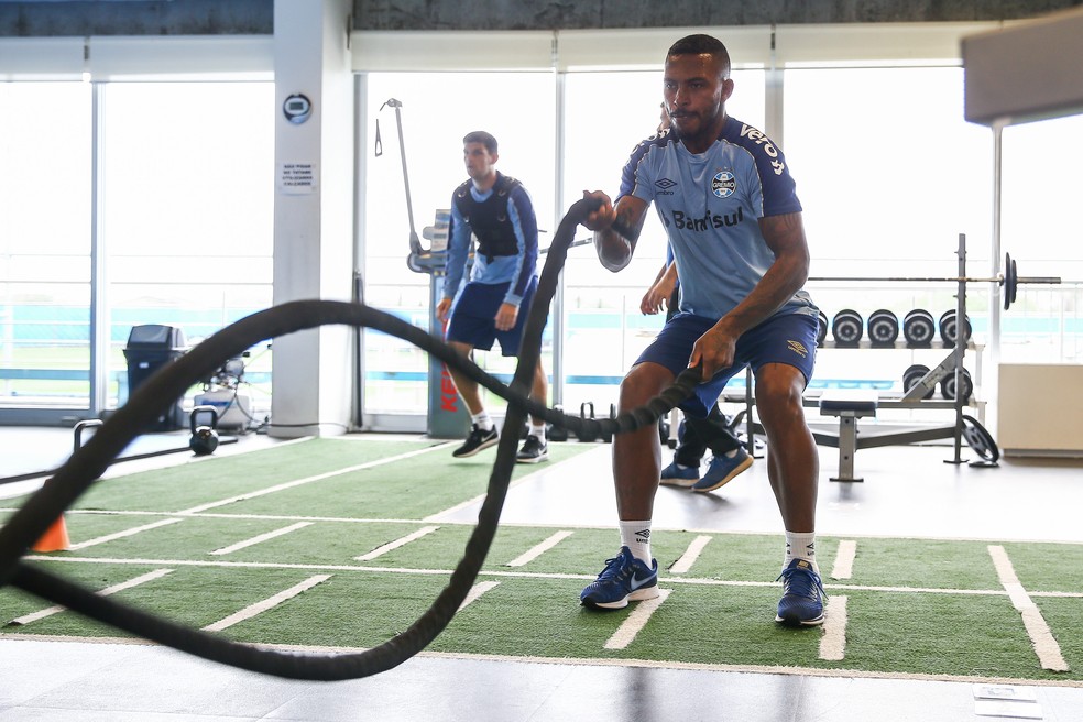 Paulo Miranda é alternativa "dupla" ao Grêmio — Foto: Lucas Uebel/Grêmio