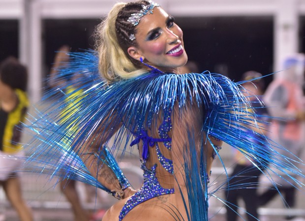 Tati Minerato estreará como rainha de bateria da Águia de Ouro no Carnaval 2020 (Foto: Leo Franco/AgNews)
