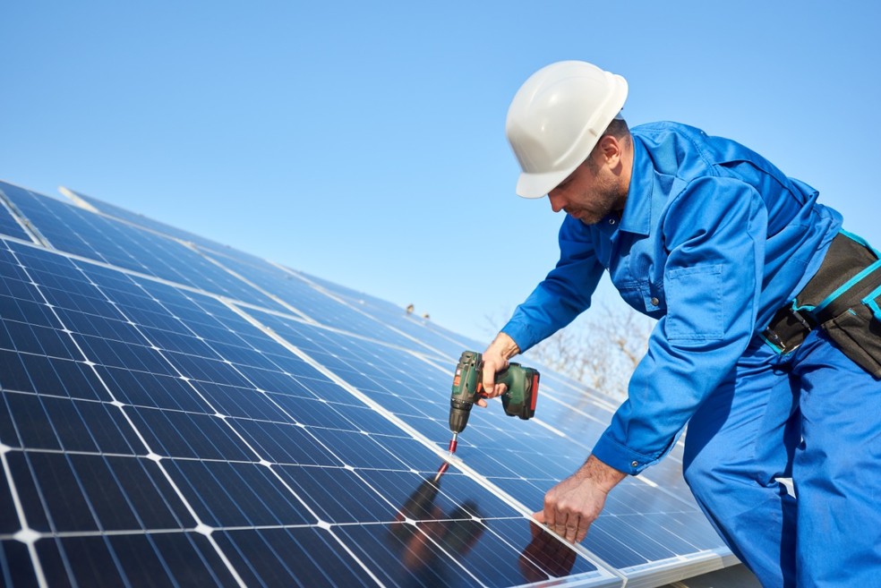 Energia solar em telhados — Foto: Divulgação/SIMEPE