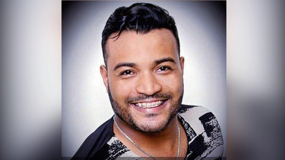 Cantor D’Lucas estava se apresentando em uma casa nortuda em Vilhena quando foi alvo dos disparos  — Foto: Reprodução/Redes Sociais