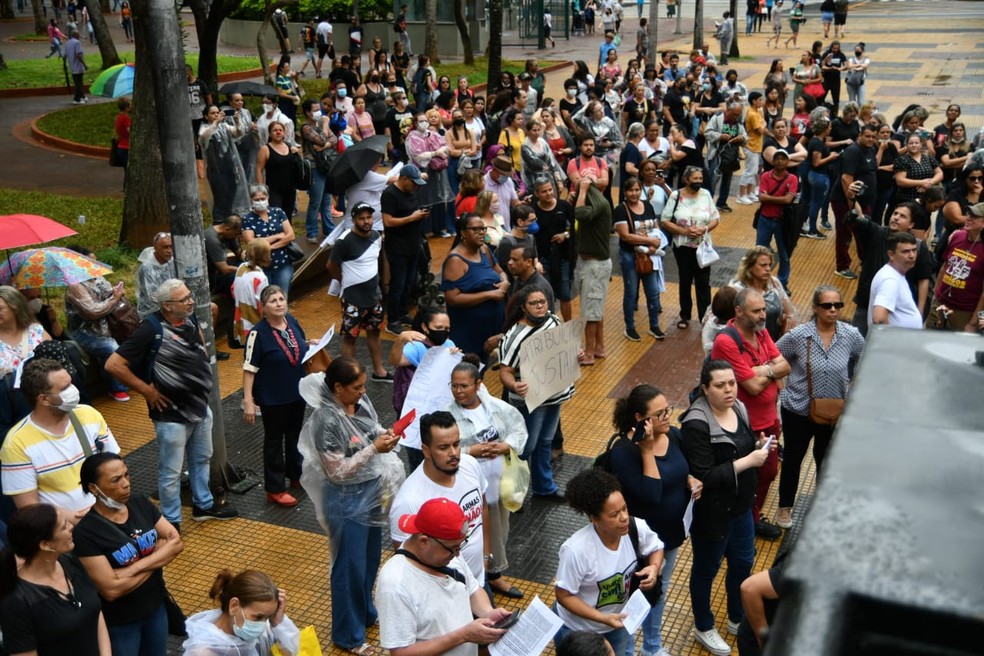 Professores protestam no Centro de SP. — Foto: Divulgação/ Apeoesp
