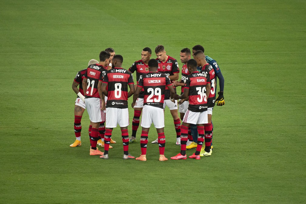 Time do Flamengo na vitória sobre o Del Valle teve seis jogadores formados na base do clube — Foto: Alexandre Vidal / Flamengo