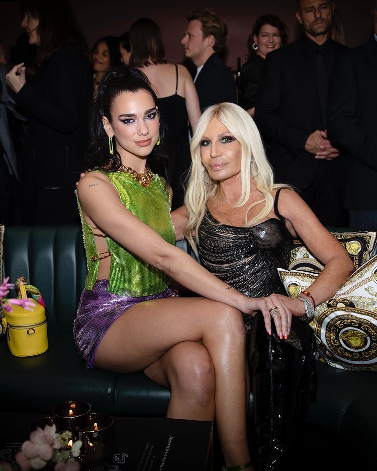 Dua Lipa e Donatella Versace (Foto: Reprodução: Instagram)