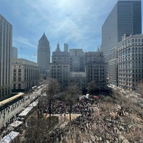 Tribunal Criminal de Manhattan visto do lado de fora no dia que o ex-presidente dos EUA, Donald Trump, se apresentou para ouvir sua acusação criminal em Nova York, EUA, em 4 de abril de 2023 — Foto: REUTERS/Caitlin Ochs
