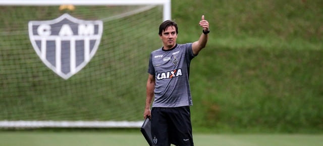 Larghi parabeniza Cruzeiro e comenta expulsão “justa” de Otero