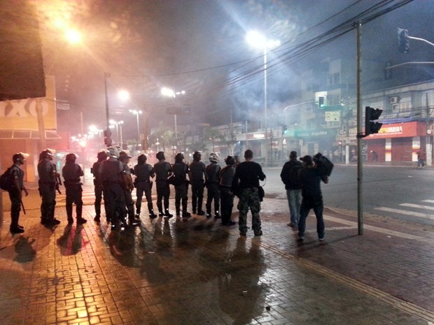 Grupo entrou em confronto com a Força Tática da PM (Foto: Ivair Vieira Jr/G1)