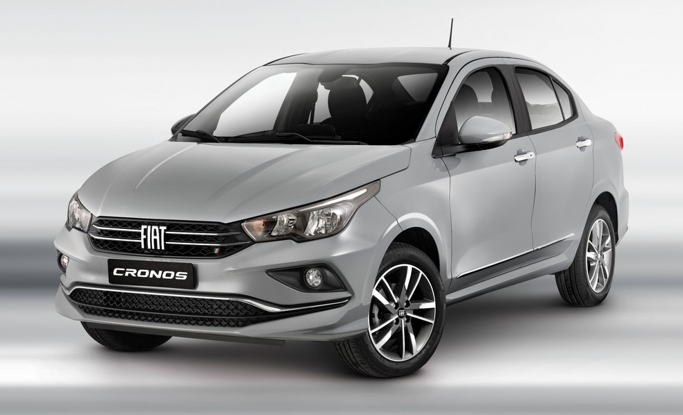  O sedã compacto passou por uma leve reestilização, recebeu o volante do Pulse e o câmbio automático do tipo CVT — Foto: Divulgação