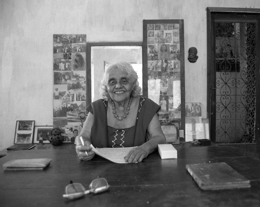 Almerinda Farias Gama, aos 90 anos: pioneira na luta pelo voto feminino e pelos direitos pol&iacute;ticos das mulheres negras no Brasil &mdash; Foto: Jorge Rodrigues / Ag&ecirc;ncia O Globo