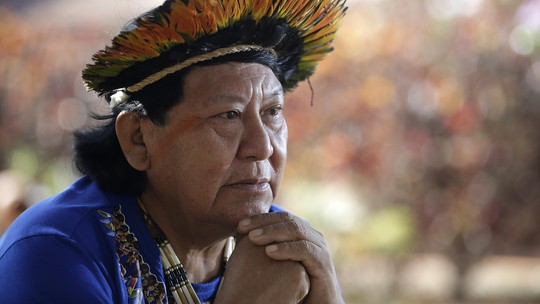 'Eles são muitos... Morreu metade do meu povo', diz líder Yanomami
