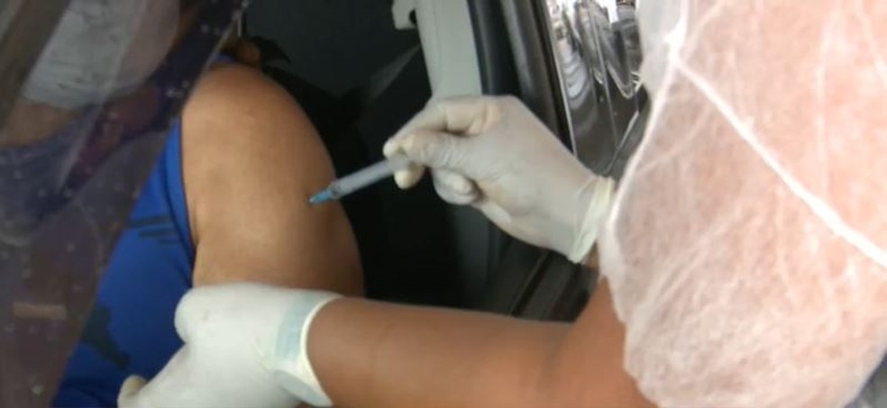 Brasil aplicou ao menos uma dose de vacina contra Covid em mais de 28,7 milhões de pessoas — Foto: Reprodução Rede Amazônica