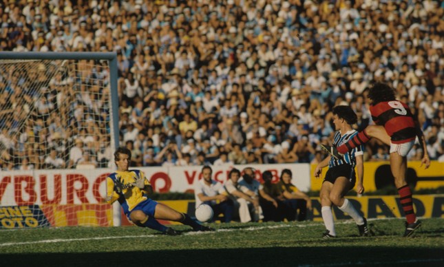 Resultado de imagem para O Flamengo  campeonato brasileiro 1982