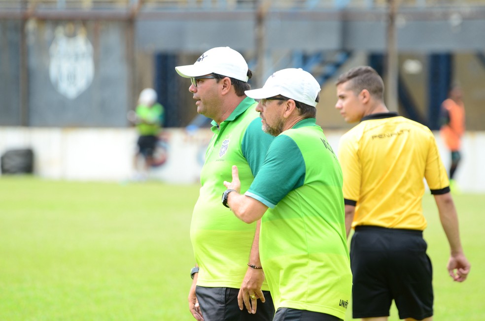 Demitido recentemente, Claudemir Peixoto se defendeu  (Foto: Sanderson Barbarini | Foco no Esporte)