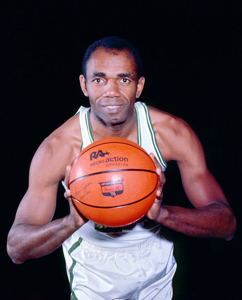 Sam Jones fez parte da dinastia do Boston Celtics na década de 60 — Foto: Cliff Welch/Icon Sportswire via Getty Images