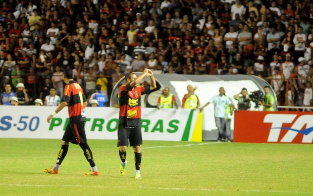 Sport x Flamengo - Marquinhos Gabriel comemora gol (Foto: Aldo Carneiro/Pernambuco Press)