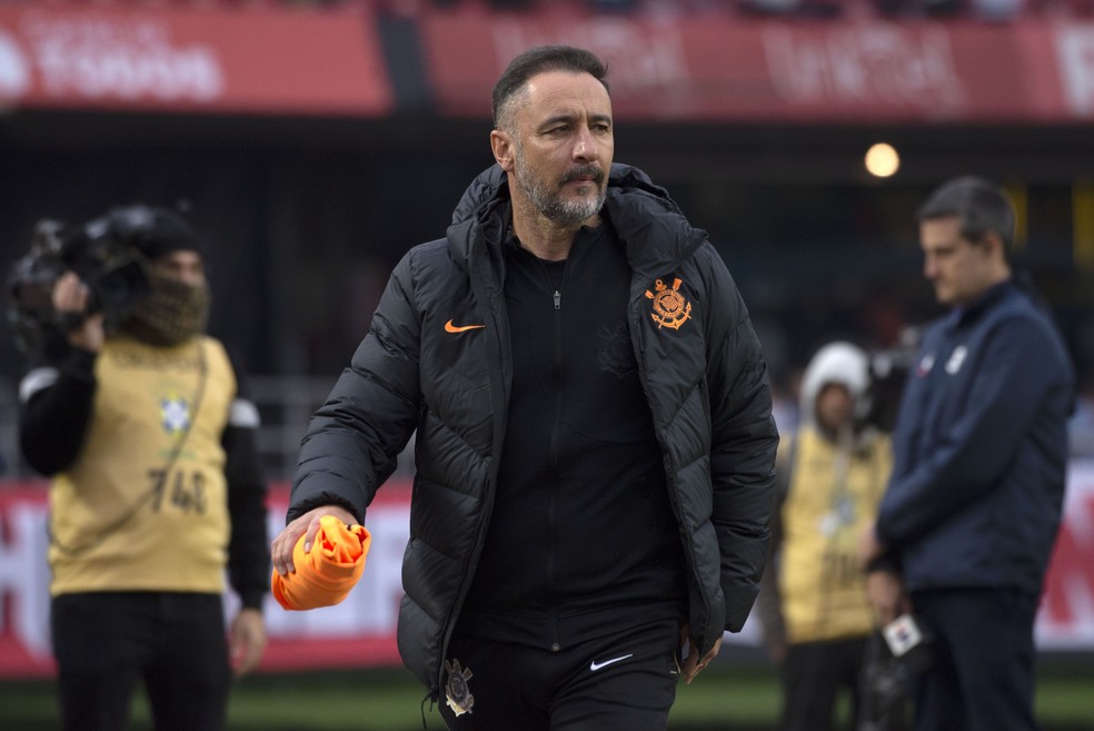 Vítor Pereira diz que Corinthians merecia ter saído vencedor do Majestoso