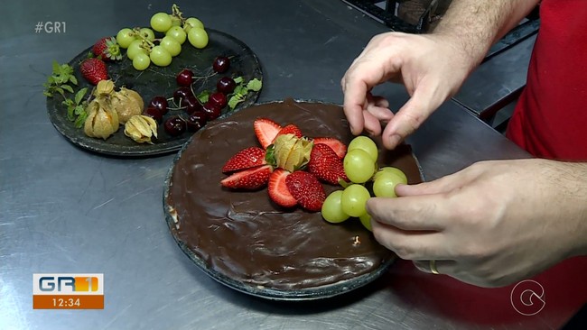 chefe de cozinha ensina a receita do Pavetone