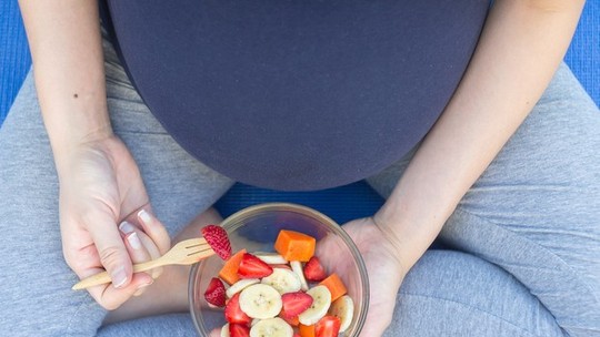 Como a alimentação na gravidez pode influenciar a saúde do bebê?