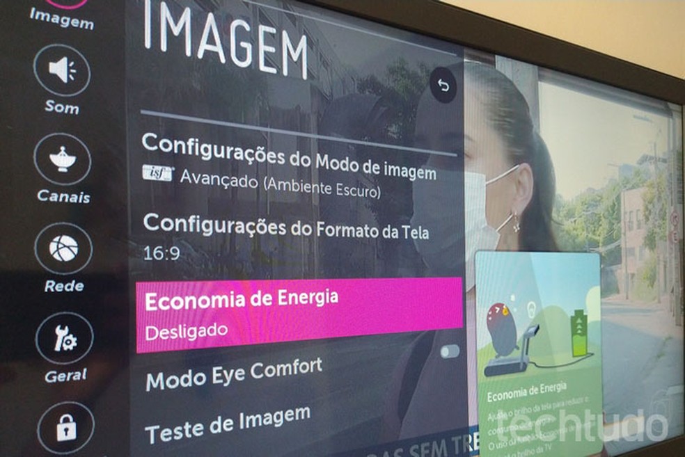 Desativação da economia de energia melhora nitidez da imagem da smart TV — Foto: Raquel Freire/TechTudo
