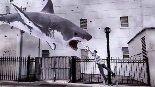Uma cena dos filmes da série 'Sharknado' (Foto: Reprodução)