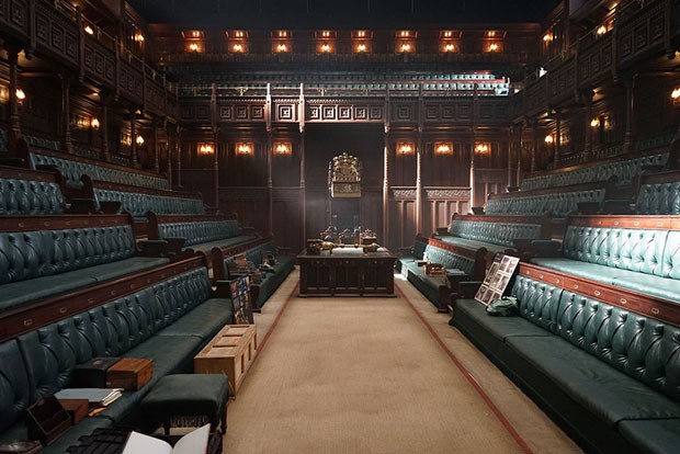 2-DSC08022The completed House of Commons set from Joe Wright's DARKEST HOUR, a Focus Features release.Credit:  Sarah Greenwood / Focus Features (Foto: Divulgação)