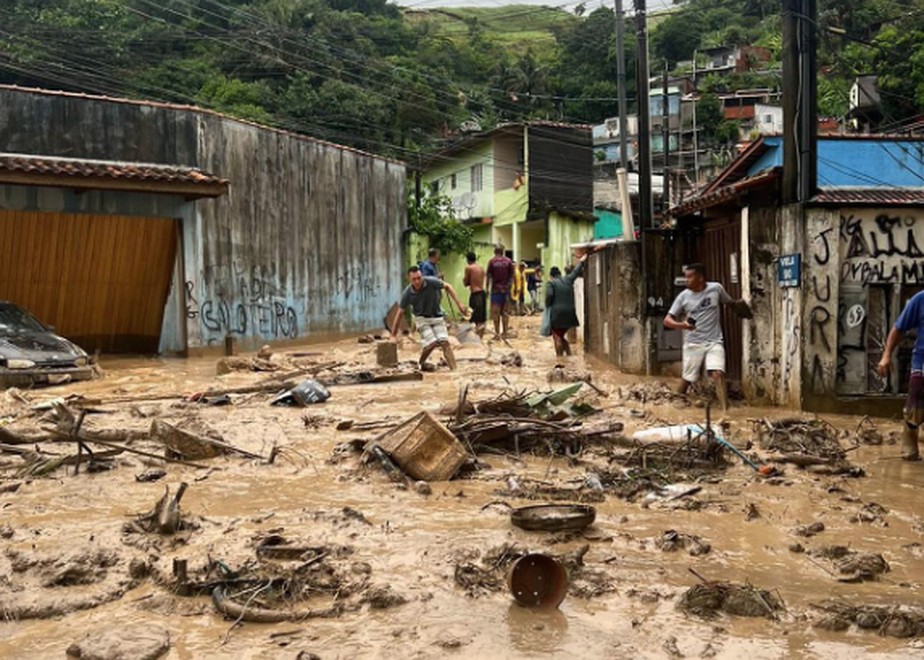 Chuvas Causam Duas Mortes No Litoral Norte De São Paulo 