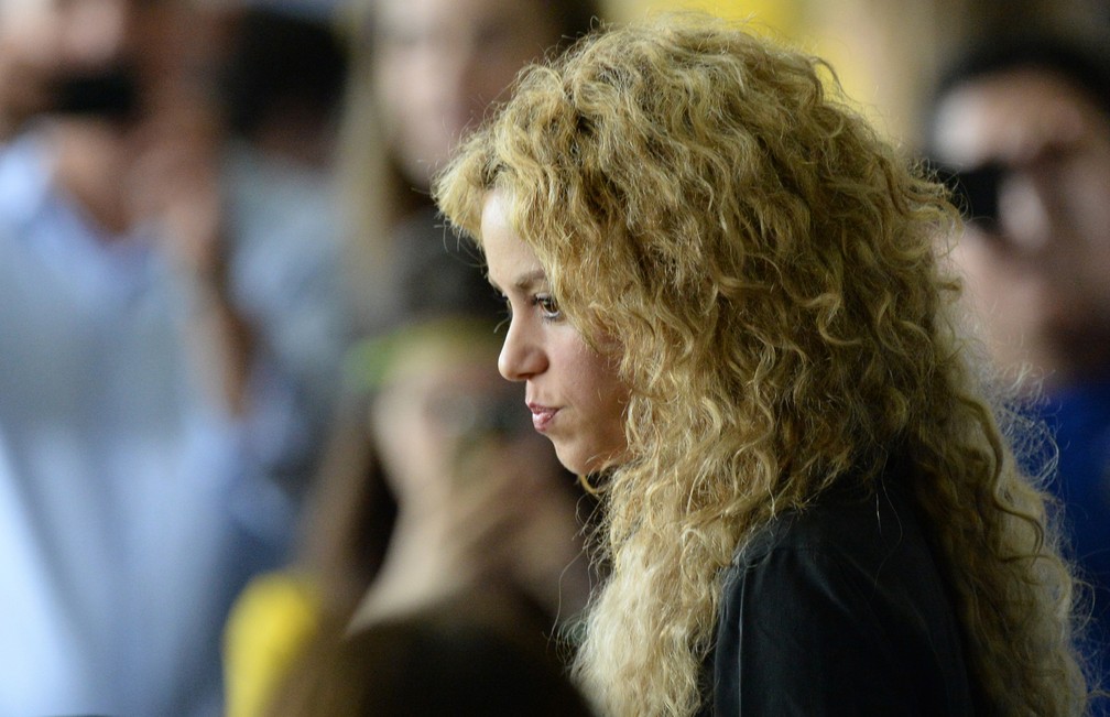 Shakira Ã© vista antes do inÃ­cio da final da Copa das ConfederaÃ§Ãµes, no estÃ¡dio do MaracanÃ£, no Rio de Janeiro, em 2013 â€” Foto: Nelson ALMEIDA / AFP