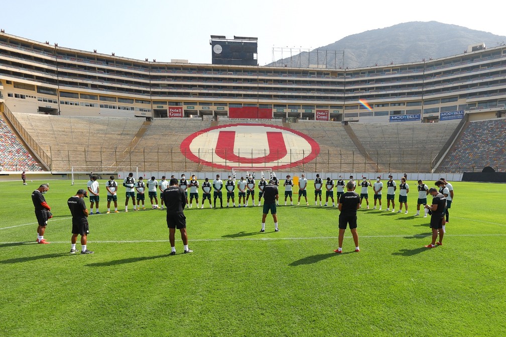 Universitario, rival do Palmeiras, teve surto de Covid e gringos são destaques no elenco