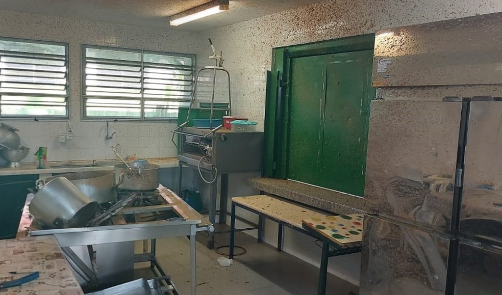 Cozinheira fica ferida após explosão de panela de pressão em escola de Bauru — Foto: Arquivo pessoal