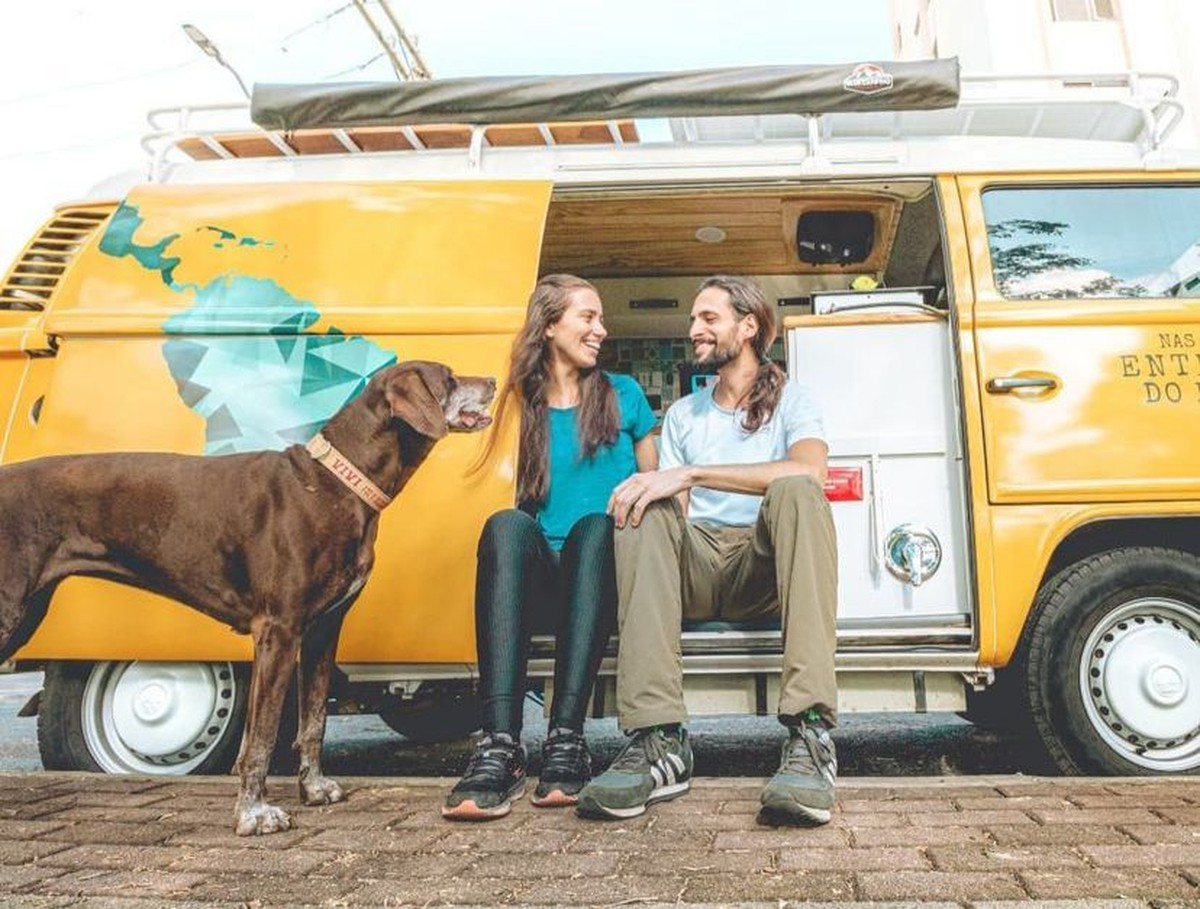 Bichos na Escuta #52: conheça Vivi, a cachorra que viaja o mundo em umakombi