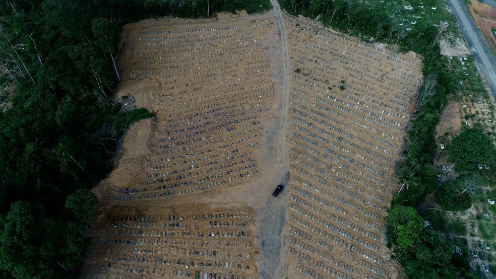 Imagem do cemitério Tarumã, realizada no dia 28 de dezembro de 2020 — Foto: Reprodução