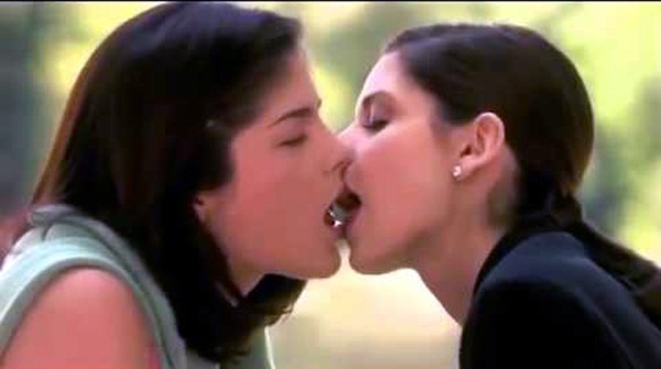 Sarah Michelle Gellar e Selma Blair - 'Segundas Intenções’ (1999) (Foto: Divulgação)