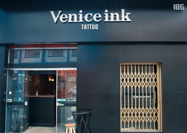 Fachada do Venice Ink Tattoo, em Santana (Foto: Divulgação)