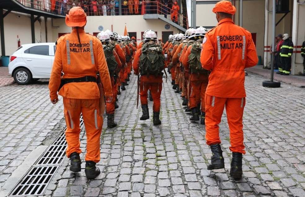 Decreto prevê que bombeiros apliquem penalidades a estabelecimentos que descumprirem o limite público em eventos — Foto: Divulgação/Corpo de Bombeiros