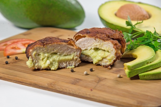 Frango empanado com abacate (Foto: Divulgação)