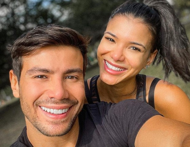 Mariano e Jakelyne Oliveira (Foto: Instagram)