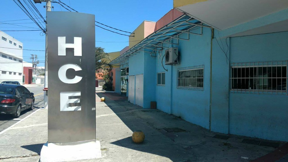 Vítima está internada no Hospital Central de Emergências (Foto: Paulo Cardoso/G1)