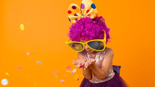 Os looks mais divertidos para as crianças caírem na folia no Carnaval