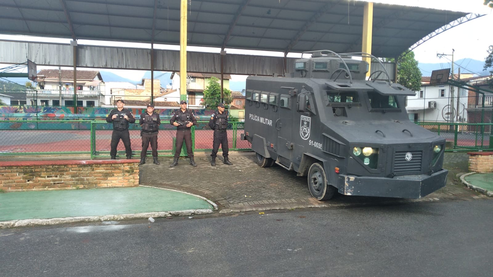 Polícia Militar faz operação contra a criminalidade em Paraty