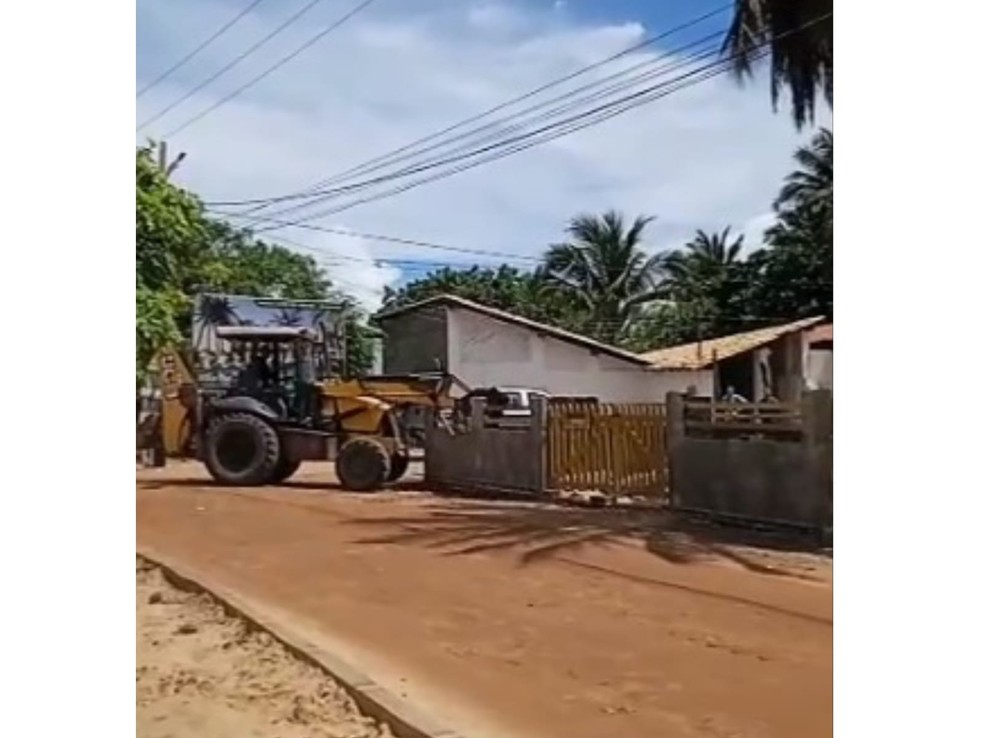 Construção irregular é demolida em Barra Grande, litoral do Piauí; prefeitura alerta para regularização de obras — Foto: Arquivo Pessoal