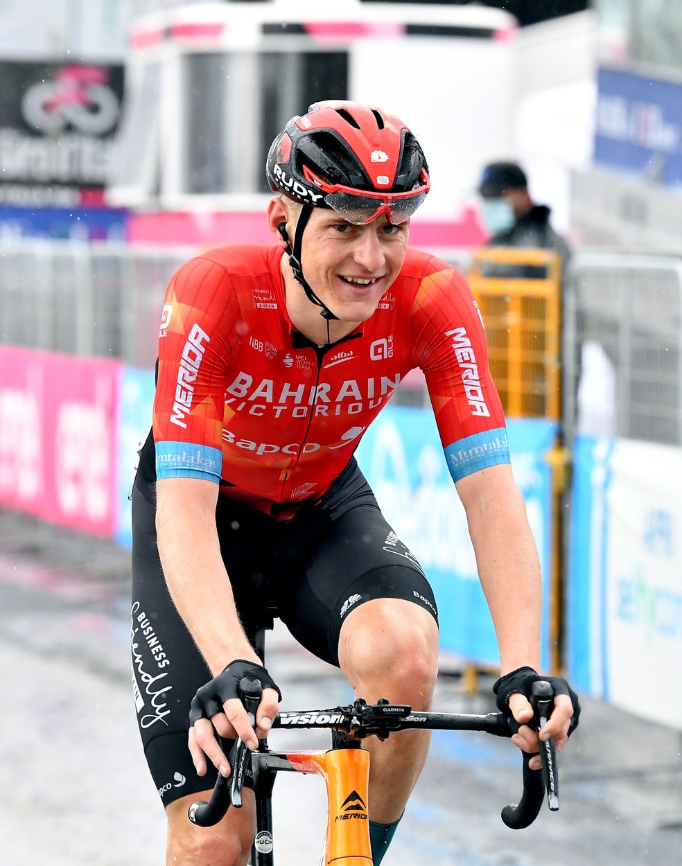 Matej Mohoric no Giro da Itália — Foto: REUTERS/Jennifer Lorenzini