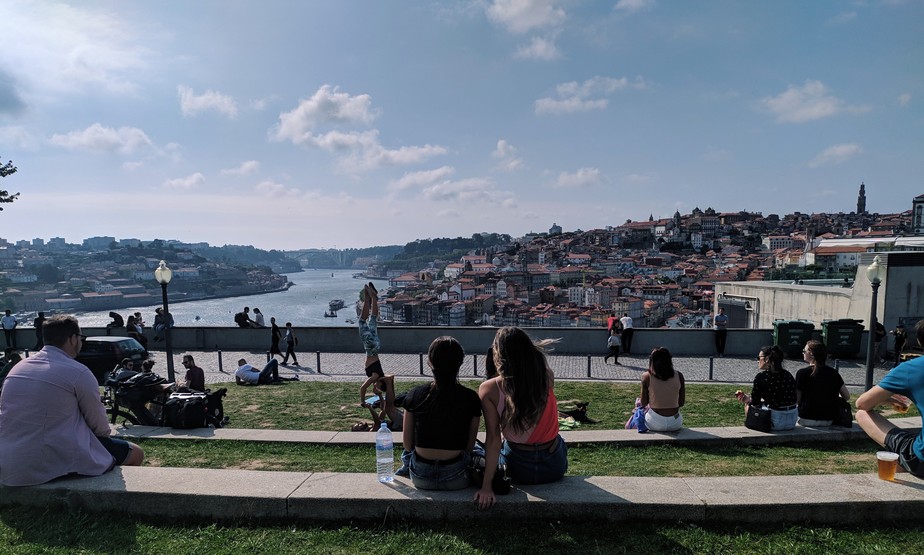Panorama do Porto a partir do Jardim do Morro, em Vila Nova de Gaia